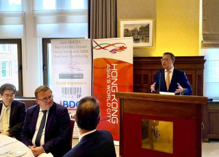 No comment added to this photo.