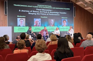 No comment added to this photo.