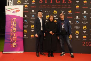 No comment added to this photo.