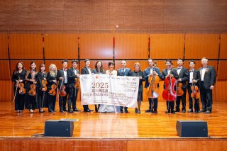 No comment added to this photo.