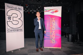 No comment added to this photo.