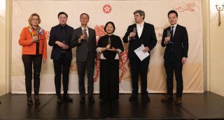 The Hong Kong Economic and Trade Office in Brussels (Brussels ETO) continues Chinese New Year celebrations in Europe. Photo shows (from left) the Head of Business and Talent Attraction/Investment Promotion of the Invest Hong Kong Brussels office, Ms Paula Kant; the Director of France, Spain and Portugal of the Hong Kong Trade Development Council, Mr Christopher Lai; the Chinese Ambassador to Spain, Mr Yao Jing; the Special Representative for Hong Kong Economic and Trade Affairs to the European Union, Ms Shirley Yung; the President of the Spain Hong Kong Business Association, Mr Ricardo Ferrer; and Deputy Representative of the Brussels ETO Mr Kasper Ng, toasting at the Chinese New Year reception in Madrid, Spain, on February 24 (Madrid time).