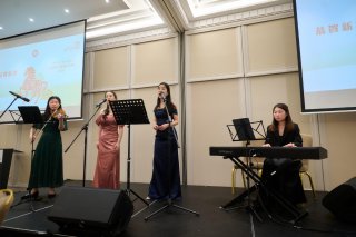  The Hong Kong Economic and Trade Office in Brussels hosted a series of 12 events across European cities to mark the Year of the Horse and celebrate with local communities. Photo shows young Hong Kong musicians performing at the Chinese New Year reception in Bucharest, Romania, on March 17 (Bucharest time). 