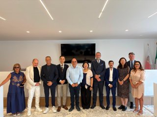 Photo shows the Special Representative for Hong Kong Economic and Trade Affairs to the European Union, Ms Shirley Yung (centre) with local government and business communities during a trade promotion programme in the Calabria region of Italy.